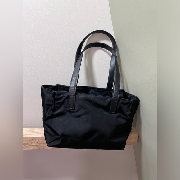 Vintage Prada tote bag - Picture 3 of 17